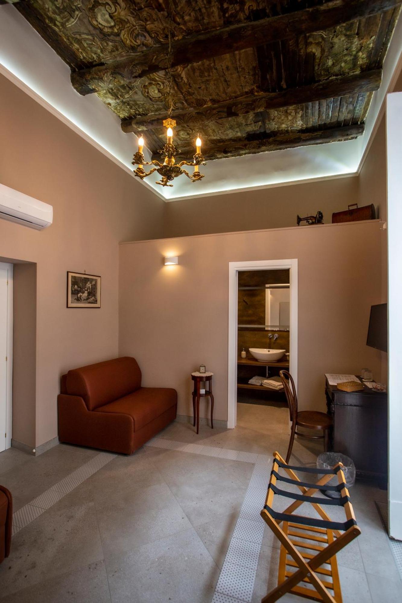 Xenia Neapolis Hotel Exterior foto